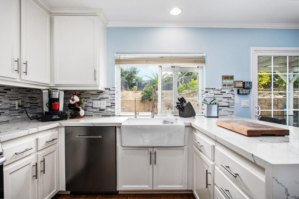 Hallmark Homes (748) - Residential