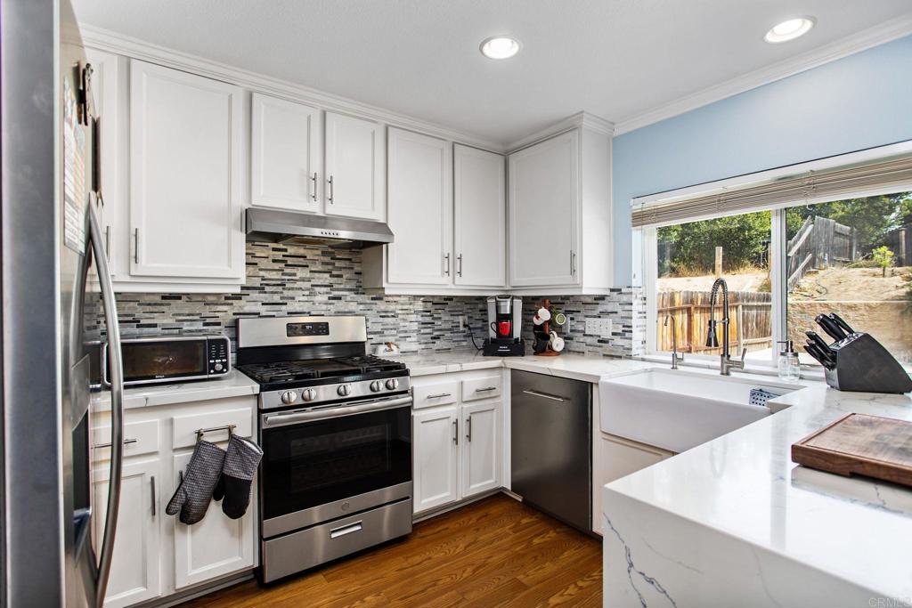 Hallmark Homes (748) - Residential