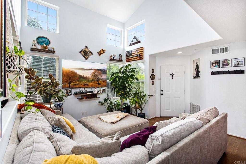 Hallmark Homes (748) - Residential