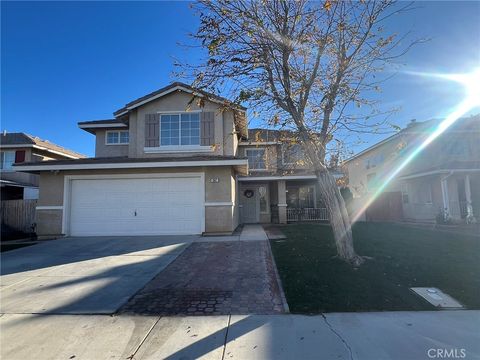 Photo of 1562 W Avenue H4, Lancaster, CA 93534 (MLS # SR25275571)