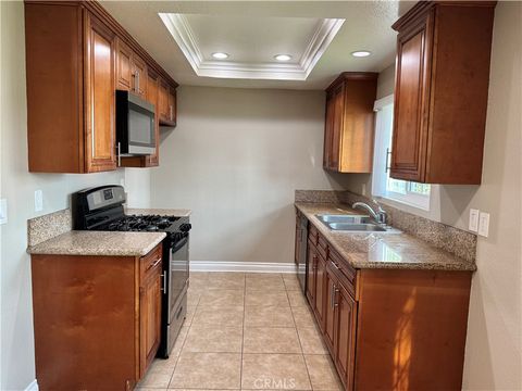 9156 Burke Street Pico Rivera CA 60660