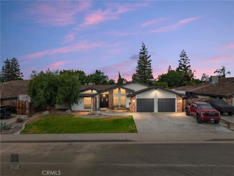 Photo of 5113 Colonial DR, Bakersfield, CA 93308 (MLS # SR26138380)