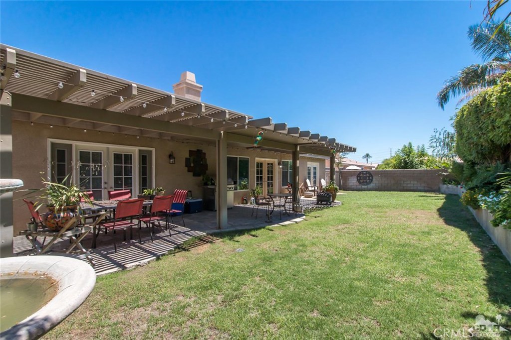 Las Brisas North - Residential