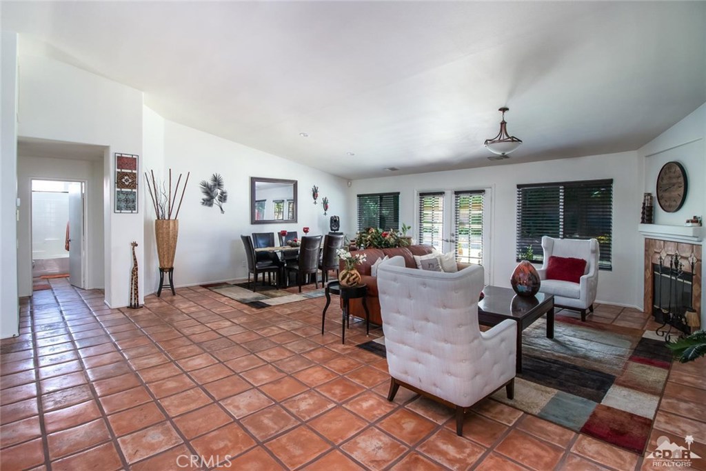 Las Brisas North - Residential