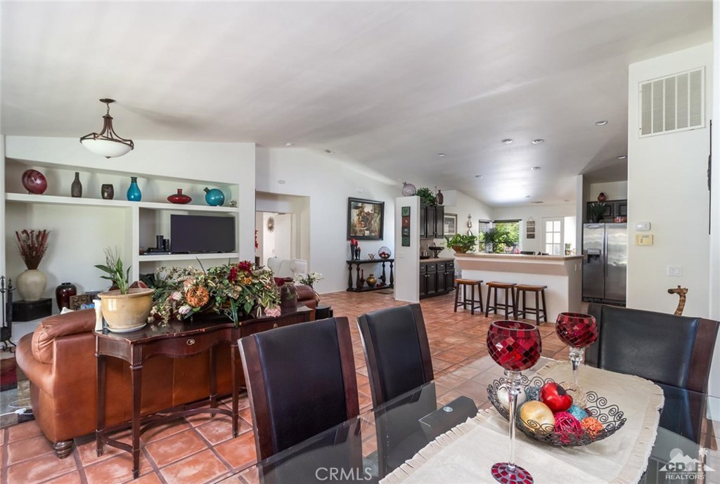 Las Brisas North - Residential