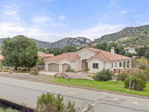 Photo of 10616 Via Tiglio, Lakeside, CA 92040 (MLS # 260011871SD)
