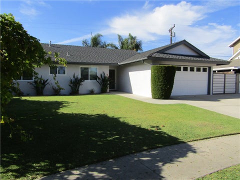 Photo of 8901 Shore CIR, Huntington Beach, CA 92646 (MLS # OC26170257)