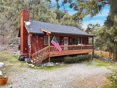 Photo of 2525 Glacier Dr. Dr, Pine Mountain Club, CA 93222 (MLS # SR26016629)