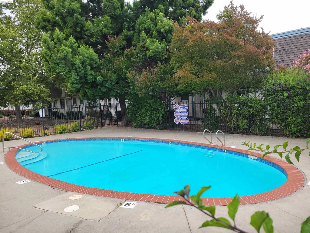 3905 Clayton Rd 12