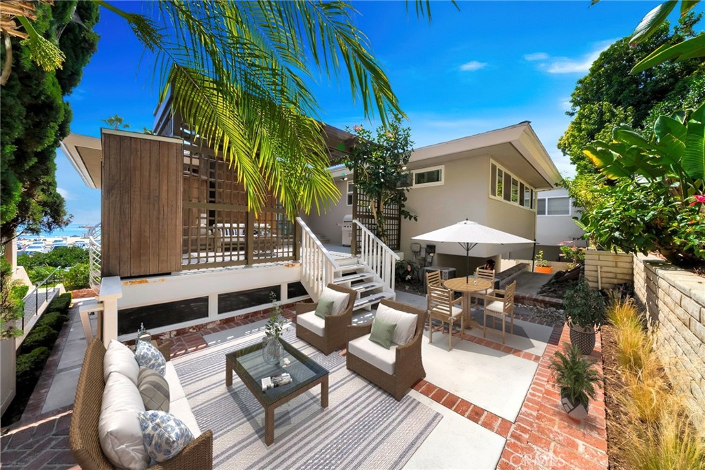 Corona del Mar South of PCH (CDMS) - Residential Lease