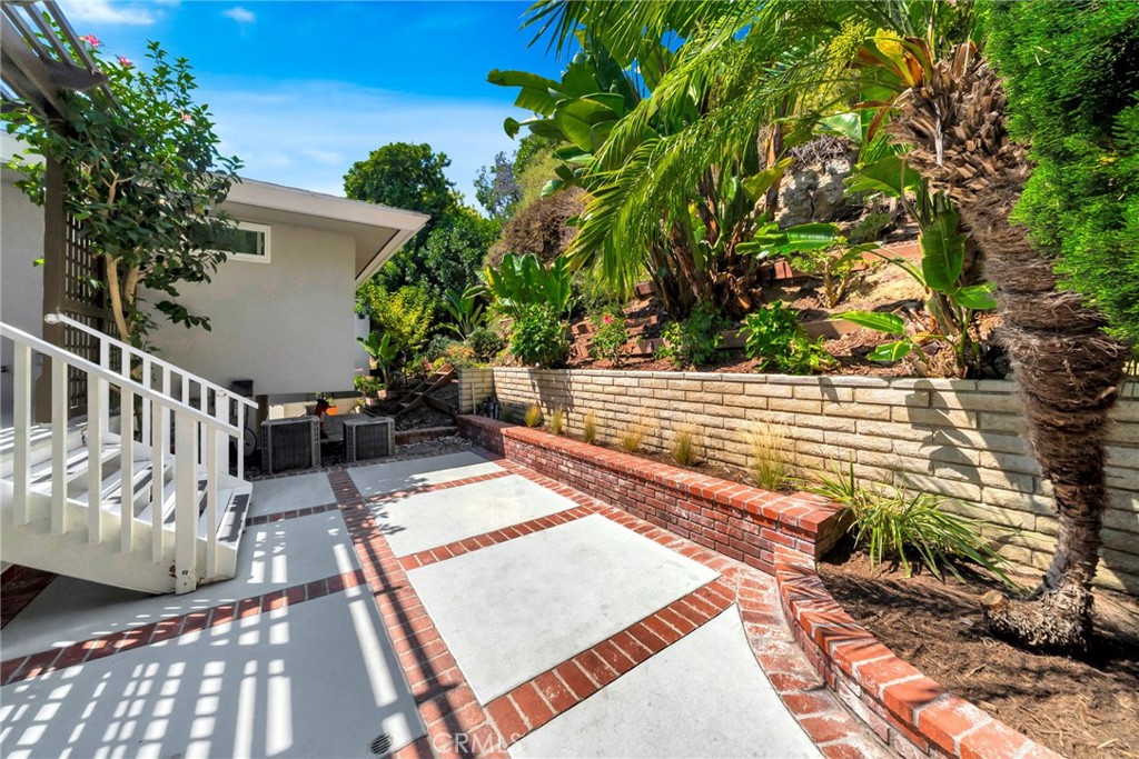 Corona del Mar South of PCH (CDMS) - Residential Lease
