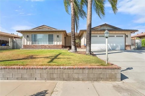 1405 E 15th Street, Upland, CA 91786 - MLS#: OC25202447