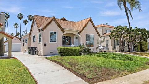 Photo of 5513 S Mullen AVE, Los Angeles, CA 90043 (MLS # WS26214773)