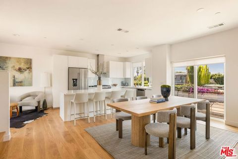 Photo of 4415 S Slauson Avenue, Los Angeles, CA 90066 (MLS # 25590435)