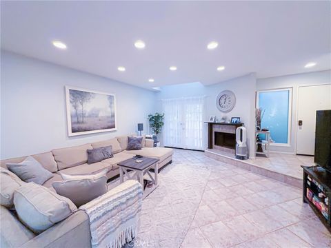 Photo of 7904 Topanga Canyon Blvd, Canoga Park, CA 91304 (MLS # SR26048127)