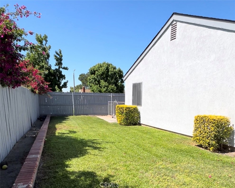 7497 Arroyo Vista Avenue