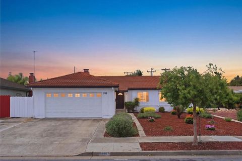 Photo of 399 Castro Court, Campbell, CA 95008 (MLS # ML82048753)