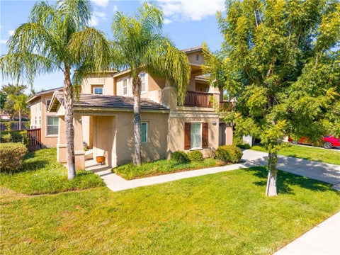 Tiny photo for 1721 Caseros Dr, San Jacinto, CA 92582 (MLS # SW26198897)