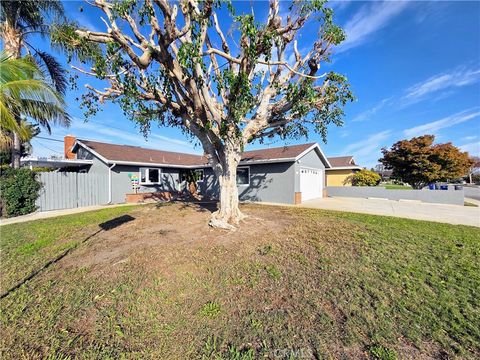 Photo of 6603 Michelson St, Lakewood, CA 90713 (MLS # PW25269730)