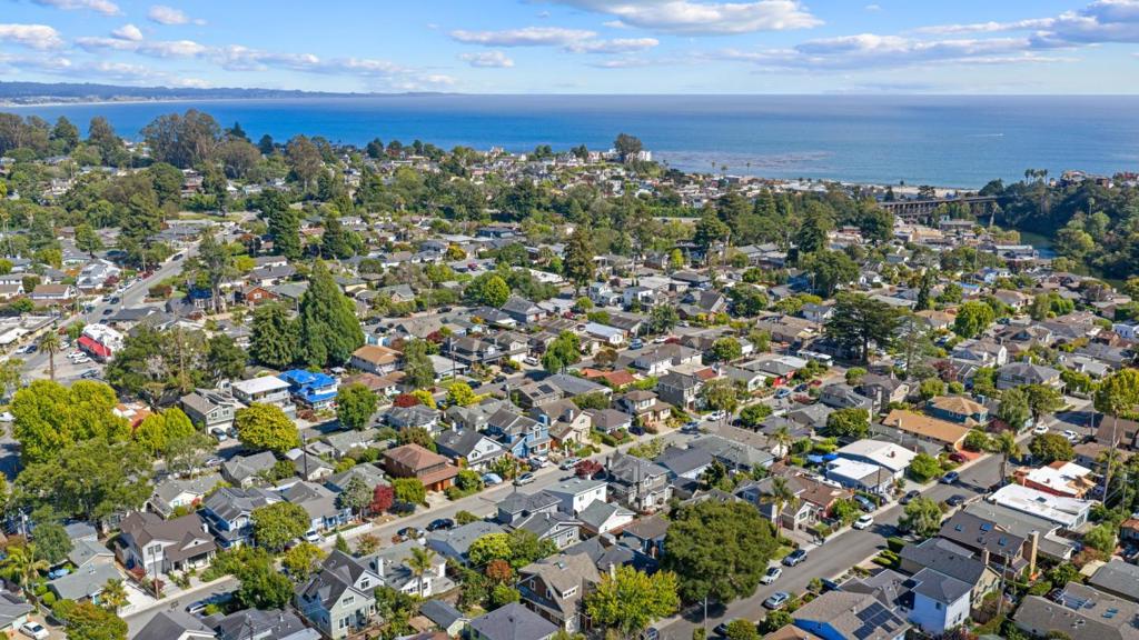 622 Sunset Drive