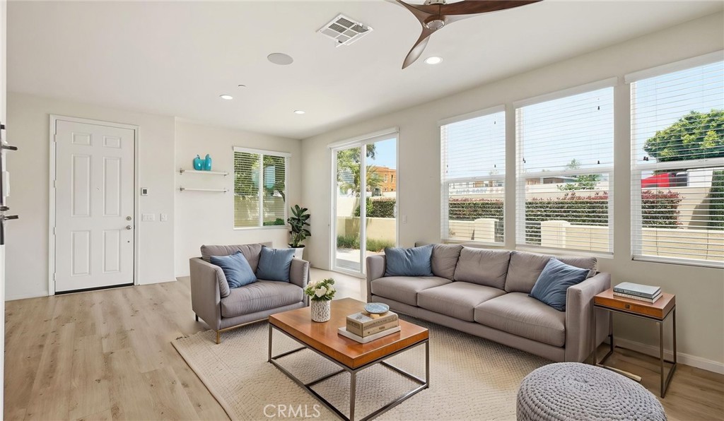 5661 Mcculloch