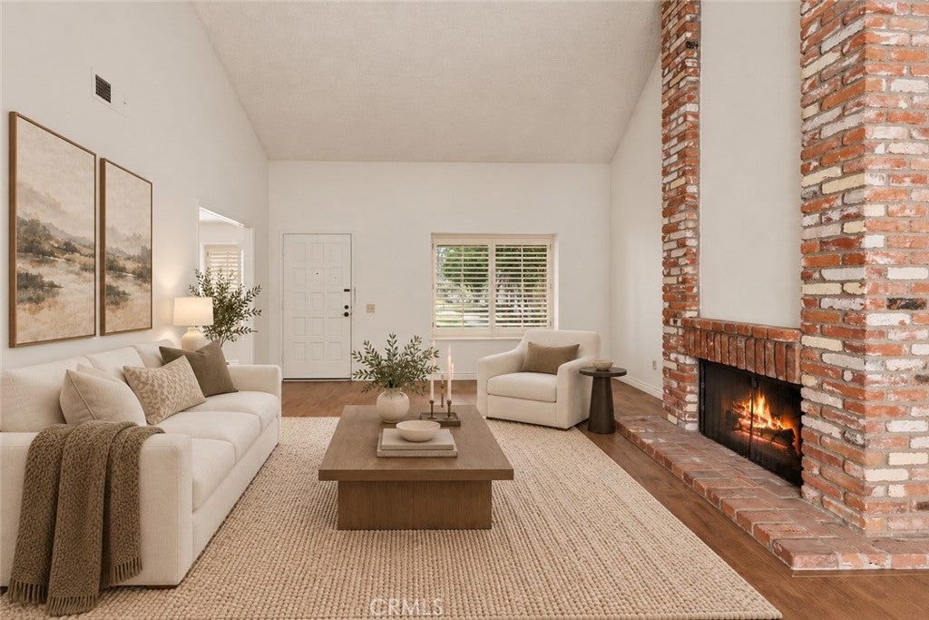 206 San Luis Rey