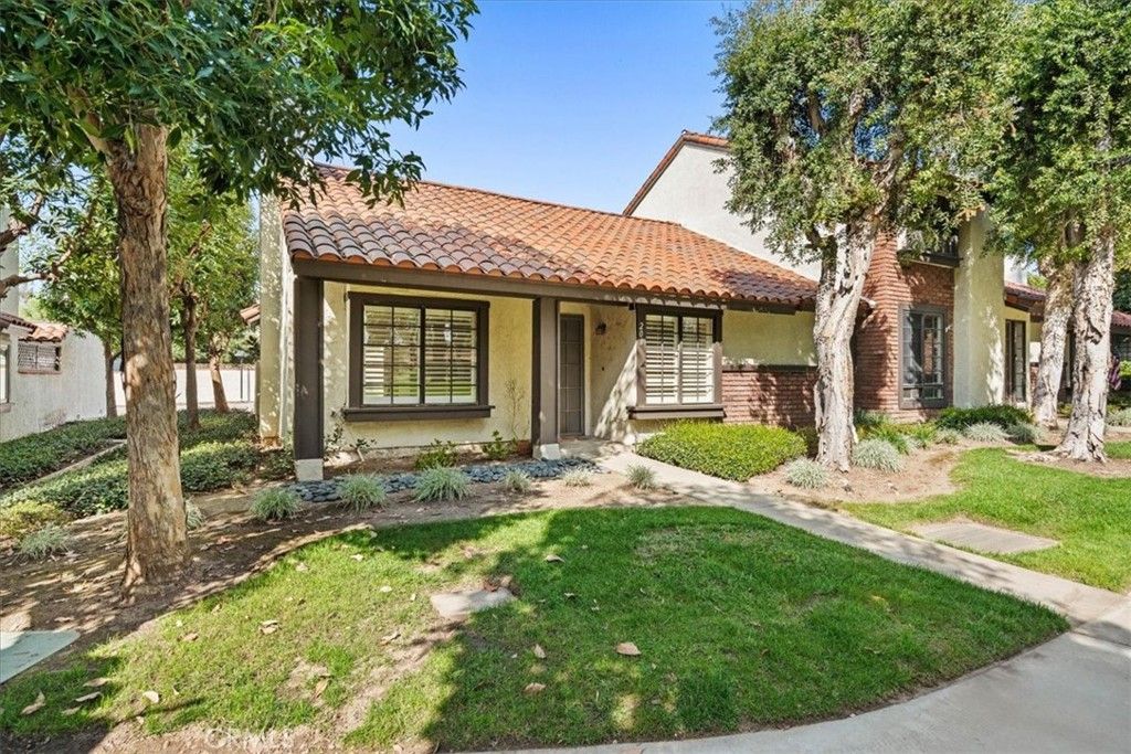 Photo of 206 San Luis Rey Dr, San Dimas, CA 91773 (MLS # CV26048851)