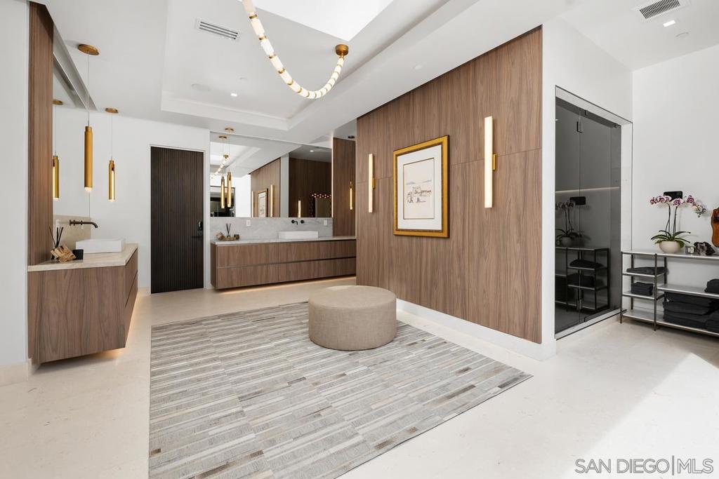 Rancho Santa Fe - Residential