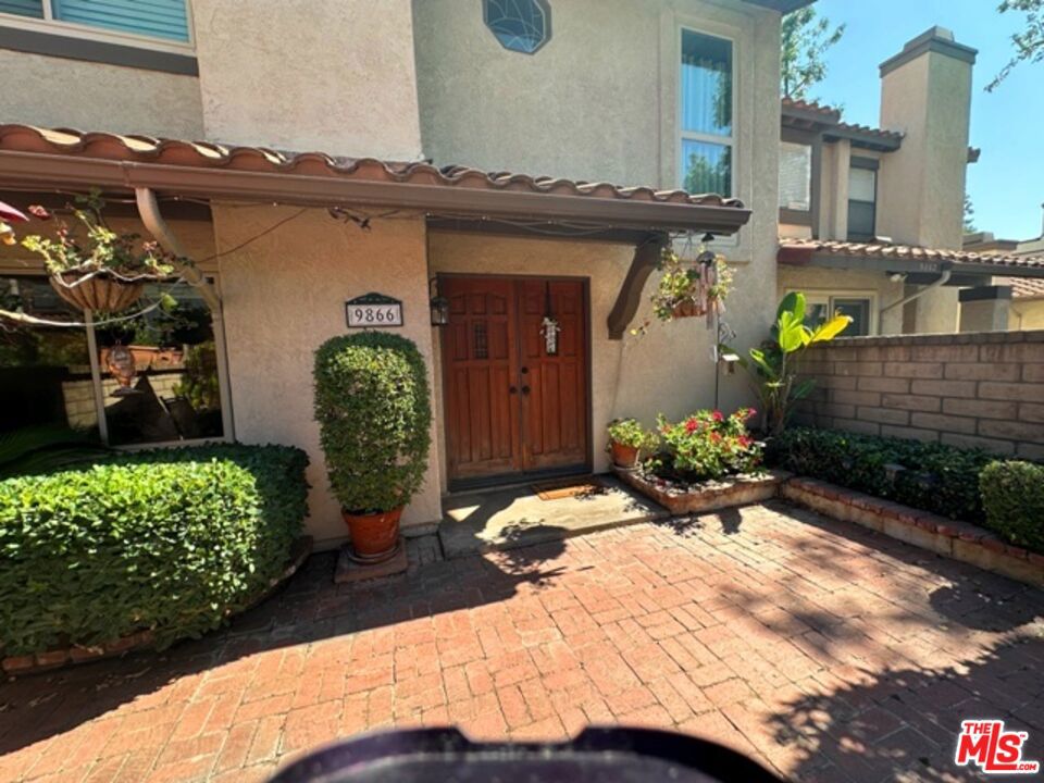 9866 Madera Court