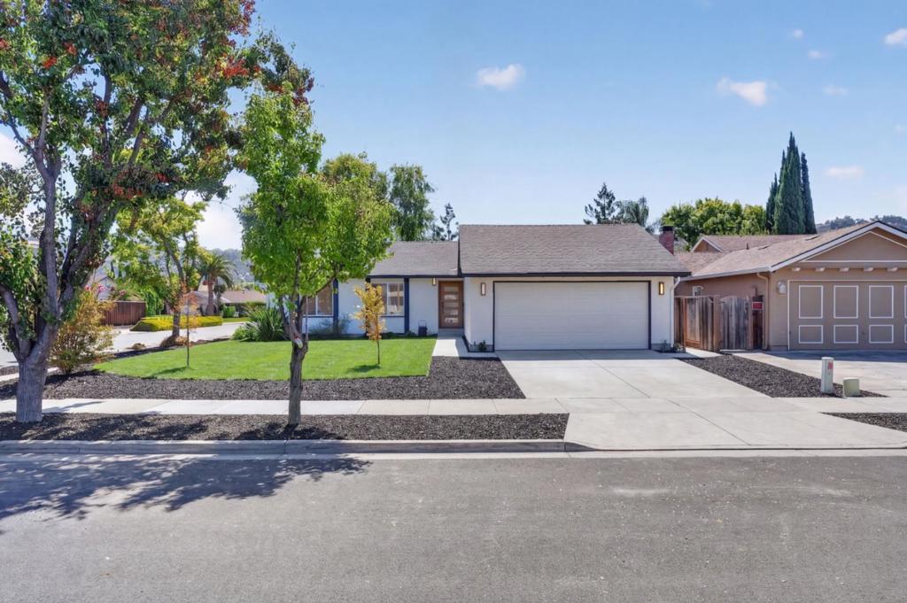 622 Arrowhead DR, San Jose CA 95123