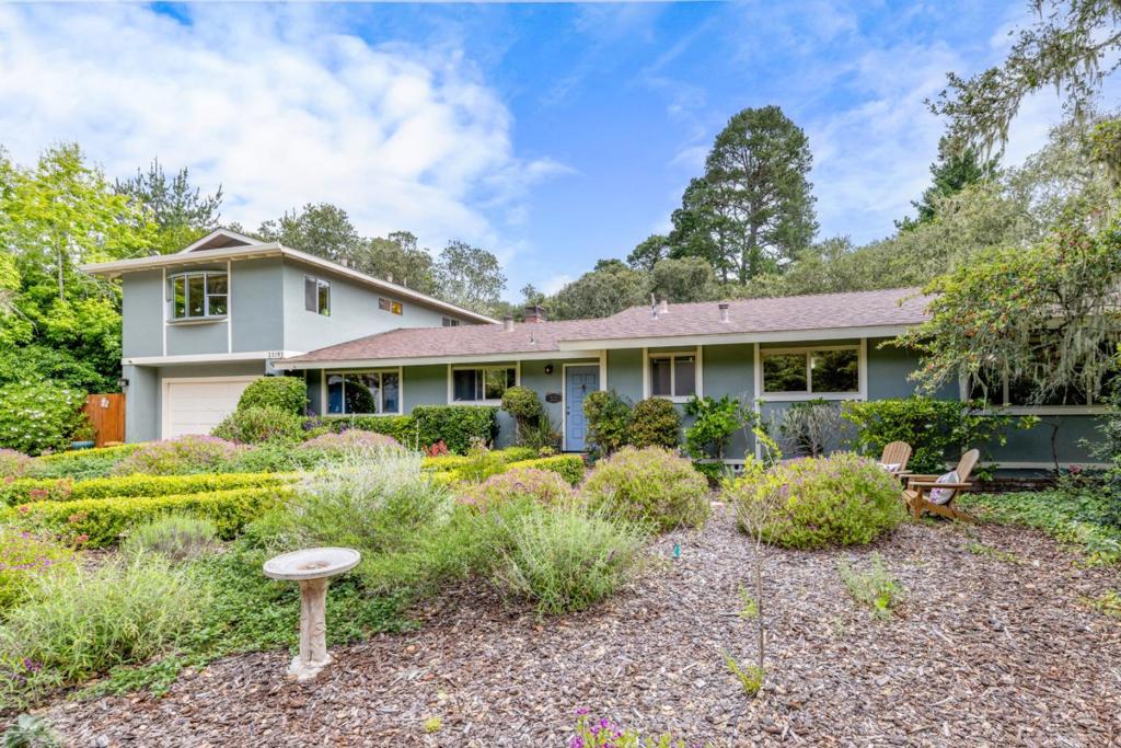 25193 Flanders Drive