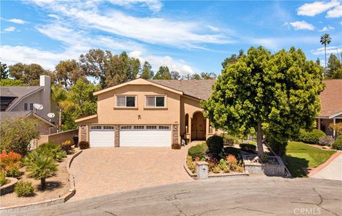 Photo of 370 S Yorkshire CIR, Anaheim, CA 92808 (MLS # OC26101761)