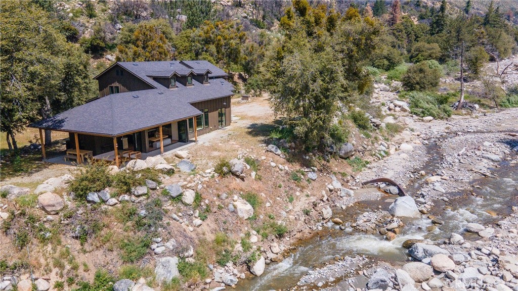38948 7 Oaks
