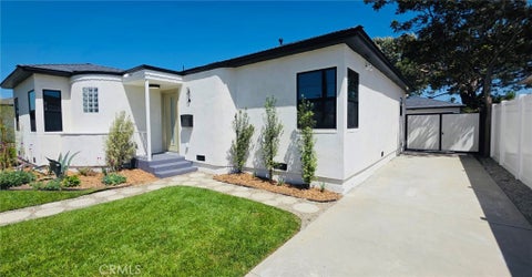 Photo of 3806 Cherrywood AVE, Los Angeles, CA 90008 (MLS # CV26133087)