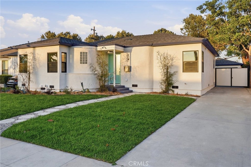 3806 Cherrywood AVE, Los Angeles CA 90008