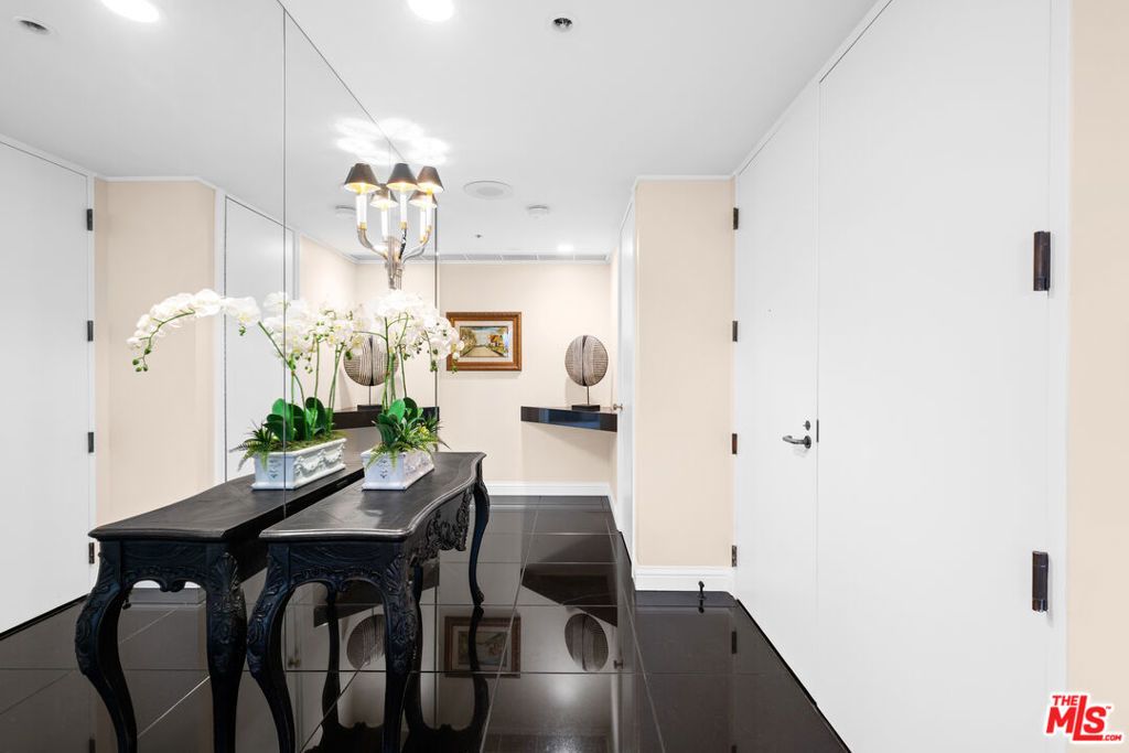 Photo of 10430 Wilshire Boulevard #1705, Los Angeles, CA 90024 (MLS # 25511091)