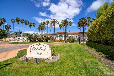 Photo of 19134 Briarfield Way, Tarzana, CA 91356 (MLS # SR25267596)