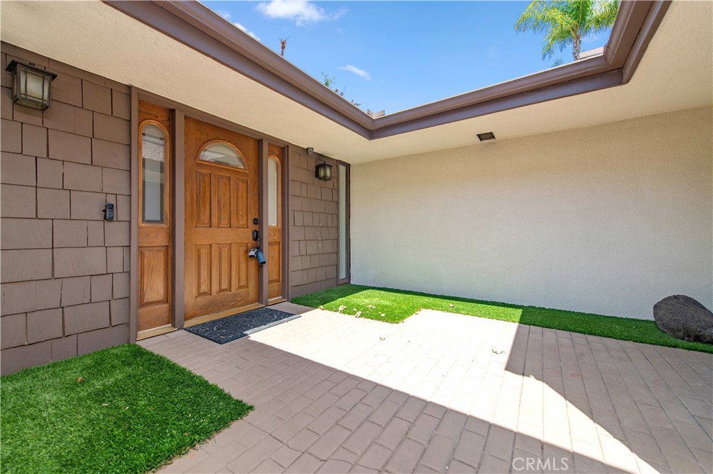 9411 Friendly Woods Lane