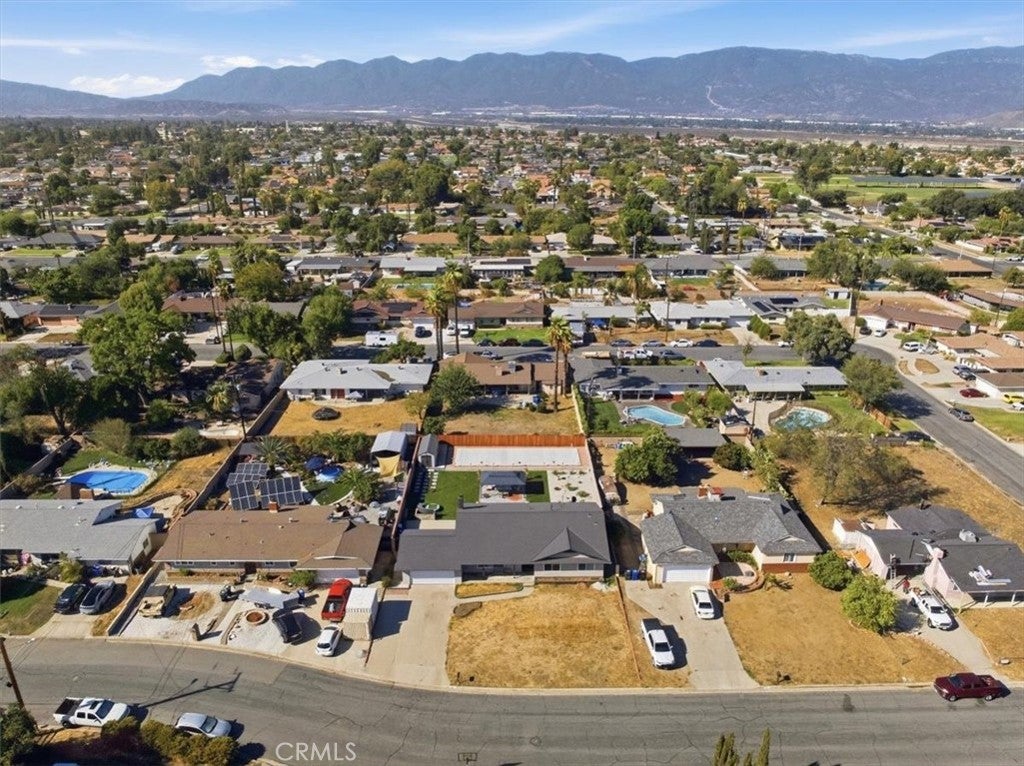 418 E Margarita Road