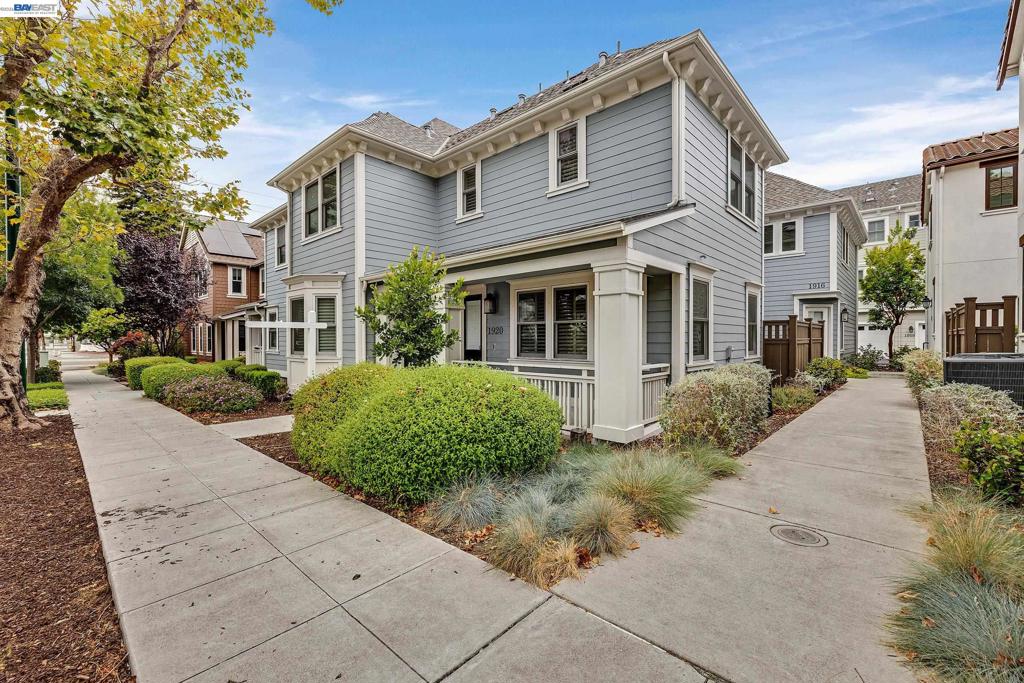 1920 Willow St ST, Alameda CA 94501