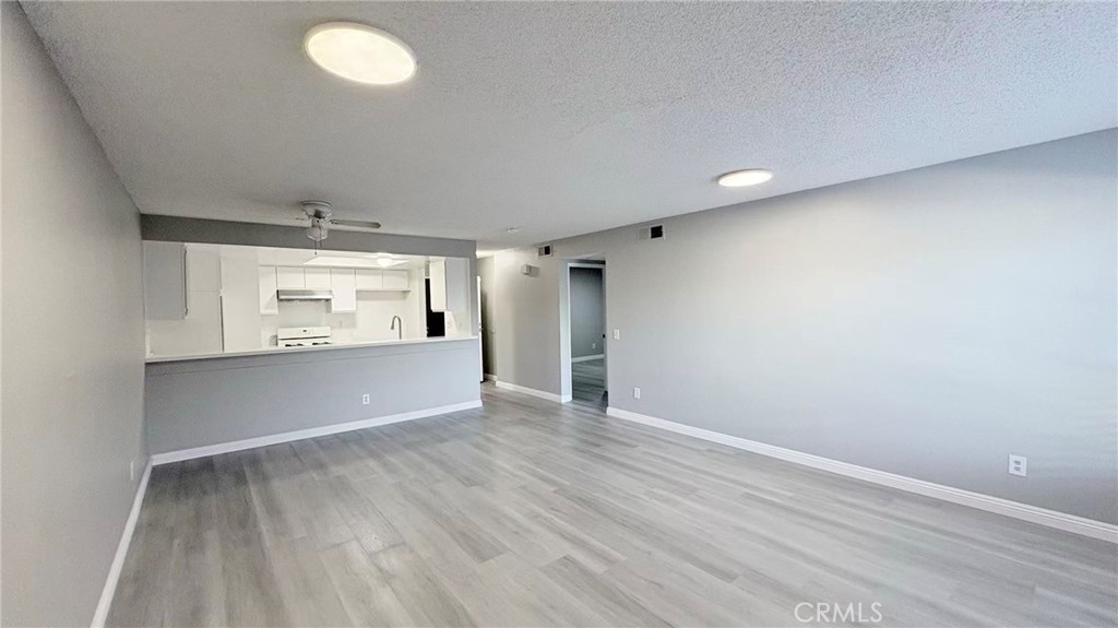 LOCATION LOCATION LOCATION!!! This newly remodeled 2-bedroom apartment in Mount Washington combines modern updates with spacious, open living.
Featuring an airy layout and abundant natural light, the unit offers generous space to relax and entertain. Large windows provide stunning city and hillside views, making it a serene retreat in the heart of LA. Located just minutes from downtown, you'll have easy access to top dining, shopping, and entertainment, while
enjoying a peaceful neighborhood setting. Don't miss out on this beautifully updated home—schedule a tour today!