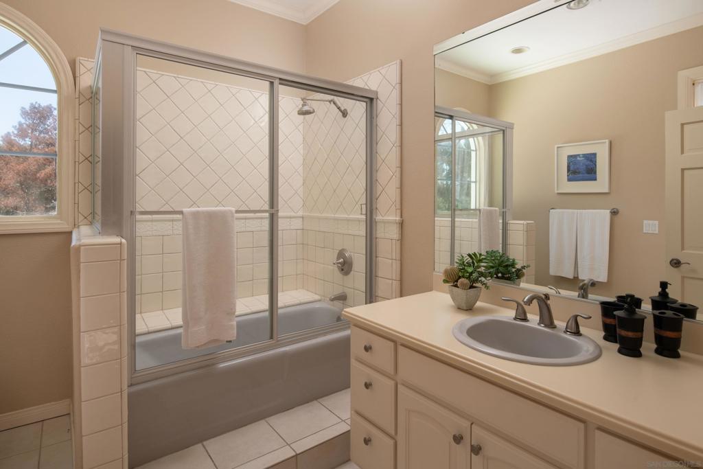 Rancho Santa Fe - Residential Lease