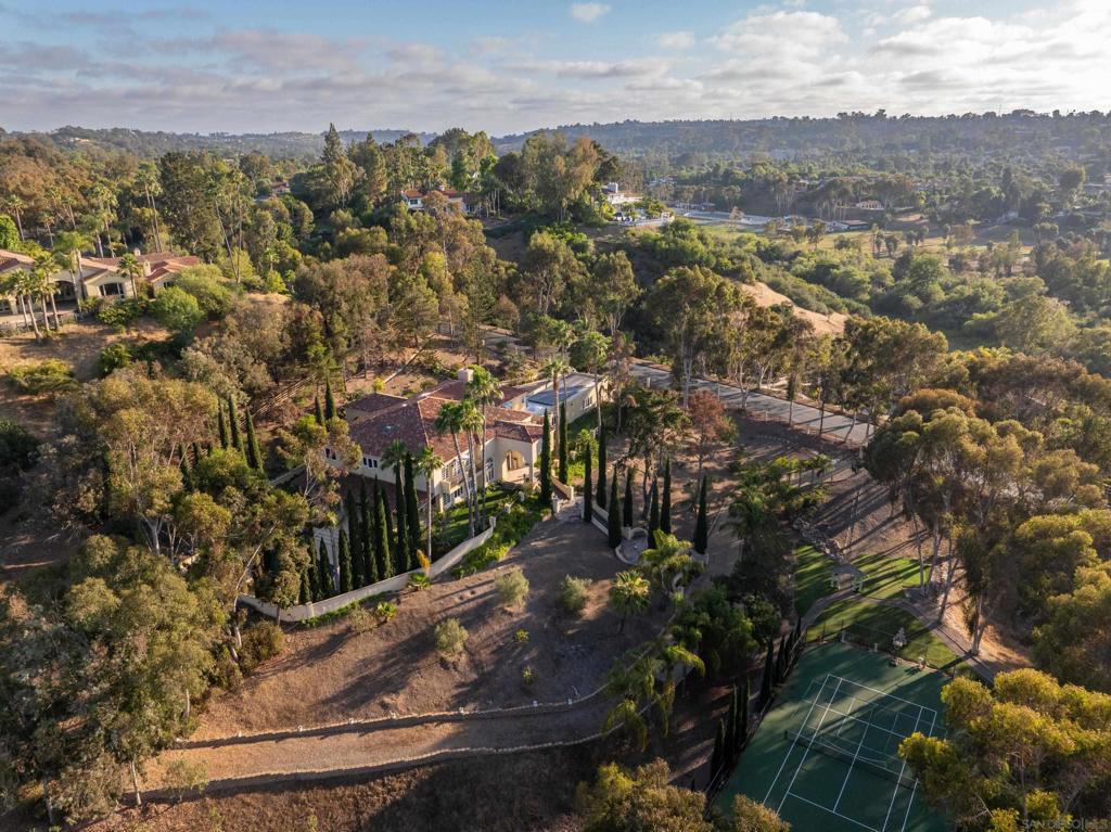 Rancho Santa Fe - Residential Lease