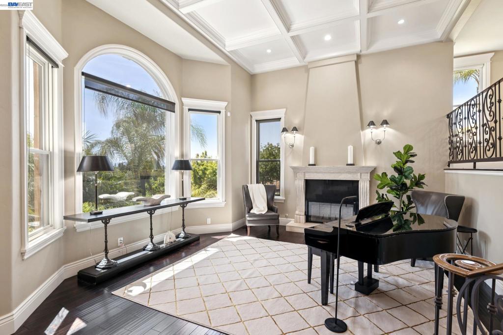 44126 Paseo Padre Pkwy