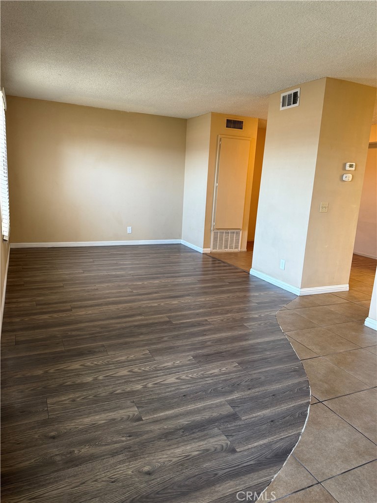 2260 E ave Q4
