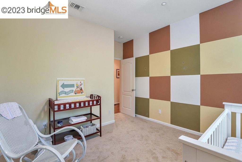 BRENTWOOD - Residential