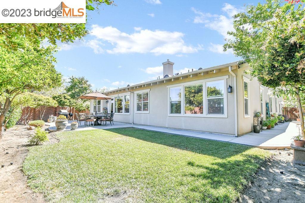 BRENTWOOD - Residential