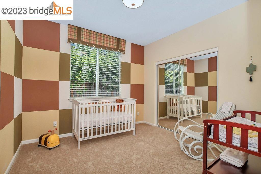 BRENTWOOD - Residential