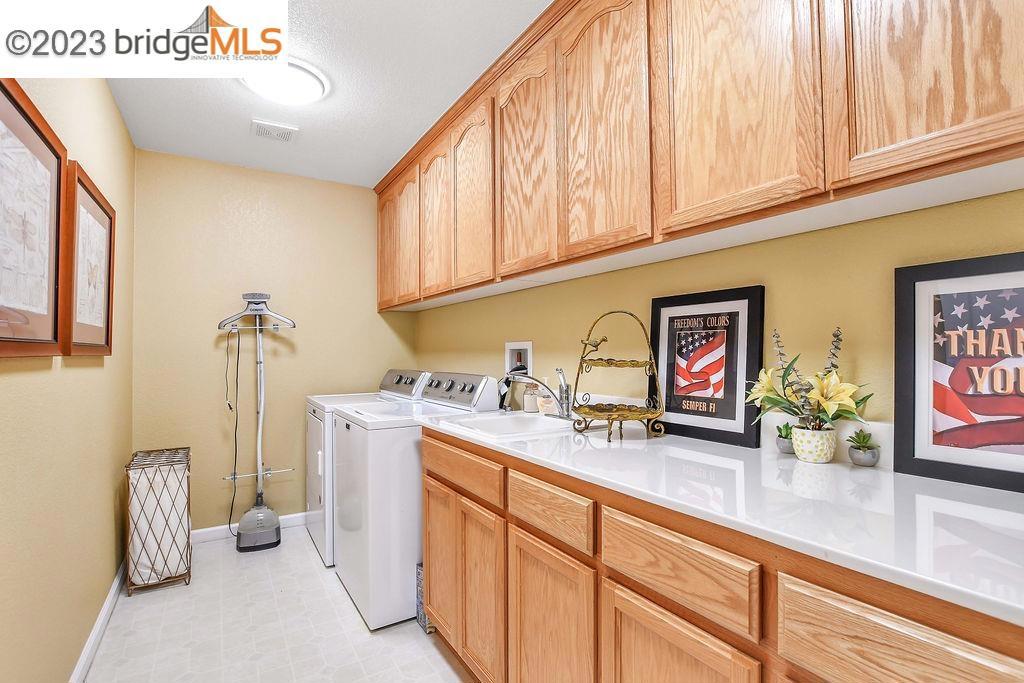 BRENTWOOD - Residential