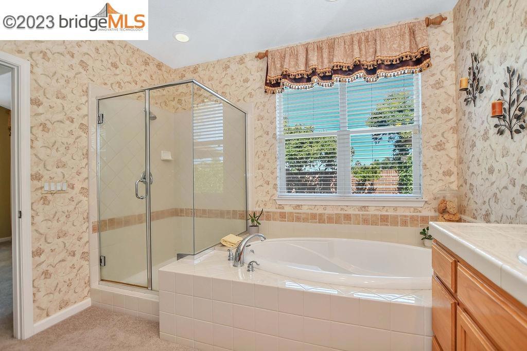 BRENTWOOD - Residential